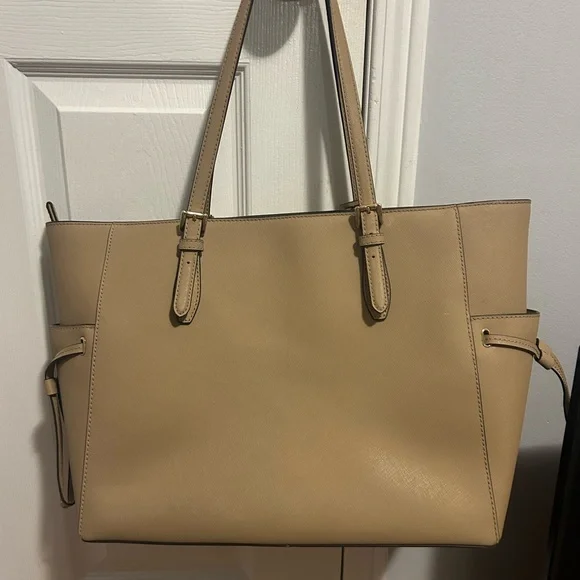 Michael Kors Tan Leather Tote Bag - Picture 2 of 2